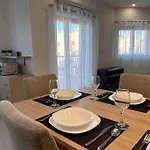 Marsaxlokk, Cozy, Spacious 3 Bedroom Maisonette, 1 Min Walk From Seafront *
