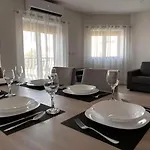 Marsaxlokk, Cozy, Spacious 3 Bedroom Maisonette, 1 Min Walk From Seafront Дом отдыха *