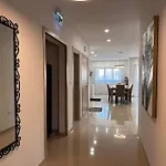 Marsaxlokk, Cozy, Spacious 3 Bedroom Maisonette, 1 Min Walk From Seafront * Марсашлокк
