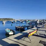 Marsaxlokk, Cozy, Spacious 3 Bedroom Maisonette, 1 Min Walk From Seafront *