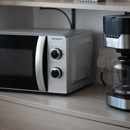 Cozy, Spacious 3 Bedroom Maisonette, 6 To 9 Ppl, 1 Min Walk From Seafront *