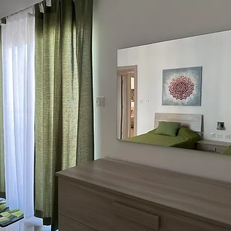 Cozy, Spacious 3 Bedroom Maisonette, 6 To 8 Ppl, 1 Min Walk From Seafront * Marsaxlokk